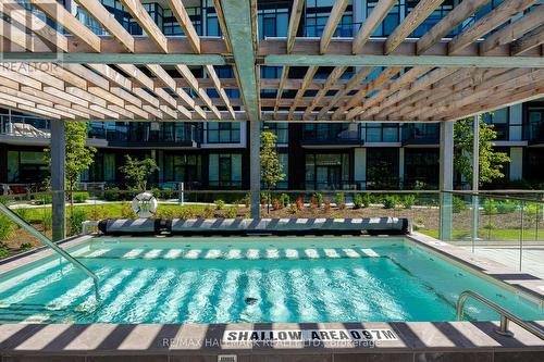 321 - 415 Sea Ray Avenue, Innisfil, ON - Outdoor With In Ground Pool