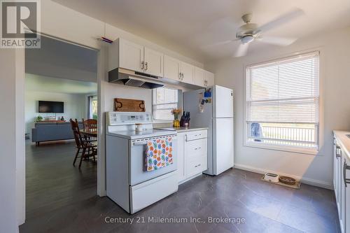 1185 Highway 6, South Bruce Peninsula, ON - Indoor Photo Showing Other Room