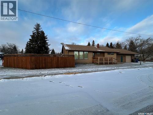 801 5Th Avenue, Whitewood, SK - Outdoor