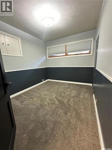 801 5Th Avenue, Whitewood, SK - Indoor Photo Showing Other Room