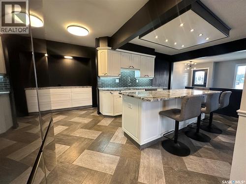 801 5Th Avenue, Whitewood, SK - Indoor Photo Showing Kitchen With Upgraded Kitchen