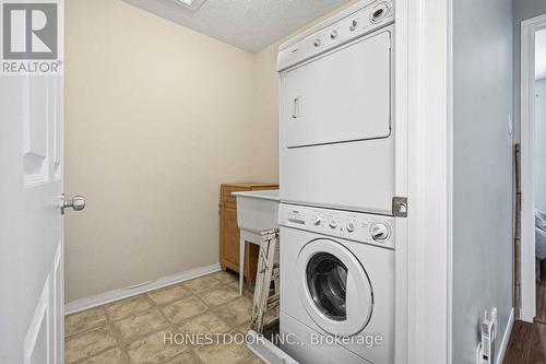 81 Strathaven Private, Ottawa, ON - Indoor Photo Showing Laundry Room
