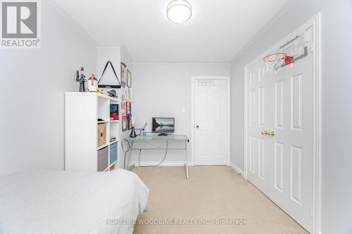 2546 Burnford Trail N, Mississauga, ON - Indoor Photo Showing Bedroom