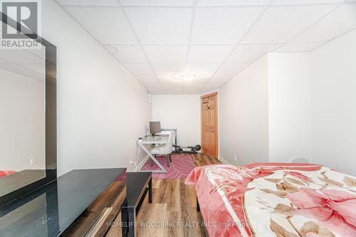 2546 Burnford Trail N, Mississauga, ON - Indoor Photo Showing Bedroom