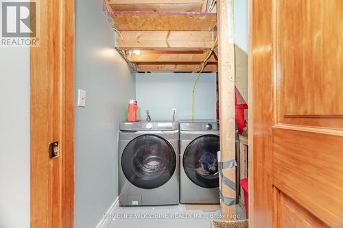 2546 Burnford Trail N, Mississauga, ON - Indoor Photo Showing Laundry Room