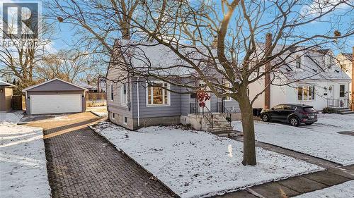 561 Mclaren Avenue, Sarnia, ON - Outdoor With Facade