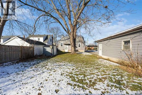 561 Mclaren Avenue, Sarnia, ON - Outdoor