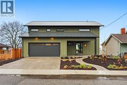 614 COWAN Street Kamloops, BC V2C 3G4