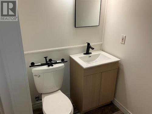 72 Newfoundland Drive, St John'S, NL - Indoor Photo Showing Bathroom