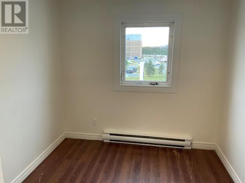 72 Newfoundland Drive, St John'S, NL - Indoor Photo Showing Other Room