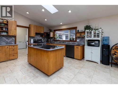 5134 Soucie Avenue, Terrace, BC - Indoor Photo Showing Kitchen