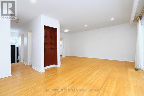 2 - 100 George Henry Boulevard, Toronto, ON - Indoor Photo Showing Bedroom