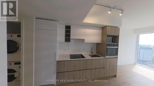 2802 - 319 Jarvis Street, Toronto, ON - Indoor Photo Showing Laundry Room