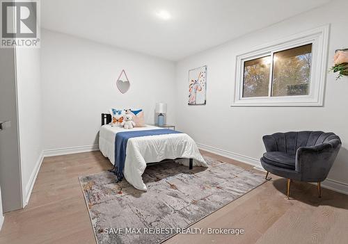 505 Ortono Avenue, Oshawa, ON - Indoor Photo Showing Bedroom