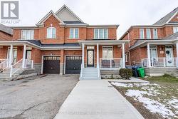 17 SLEIGHTHOLME CRESCENT  Brampton, ON L6P 3C2