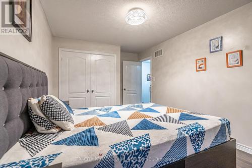 17 Sleightholme Crescent, Brampton, ON - Indoor Photo Showing Bedroom