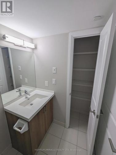 1226 - 2 Eva Road, Toronto, ON - Indoor Photo Showing Bathroom