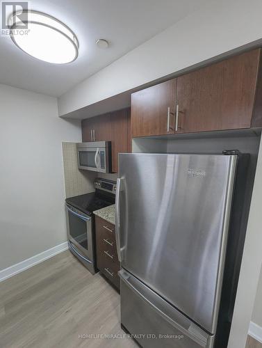 1226 - 2 Eva Road, Toronto, ON - Indoor Photo Showing Kitchen