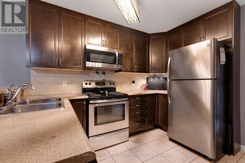 150 Urbancrest Private, Ottawa, ON - Indoor Photo Showing Kitchen With Stainless Steel Kitchen With Double Sink