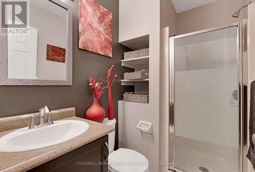 150 Urbancrest Private, Ottawa, ON - Indoor Photo Showing Bathroom
