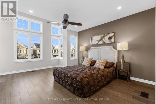 4838 Columbus Drive, Burlington, ON - Indoor Photo Showing Bedroom