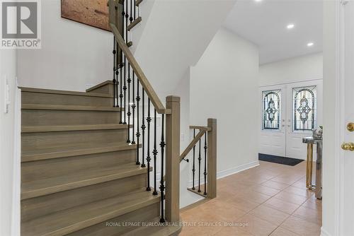 4838 Columbus Drive, Burlington, ON - Indoor Photo Showing Other Room