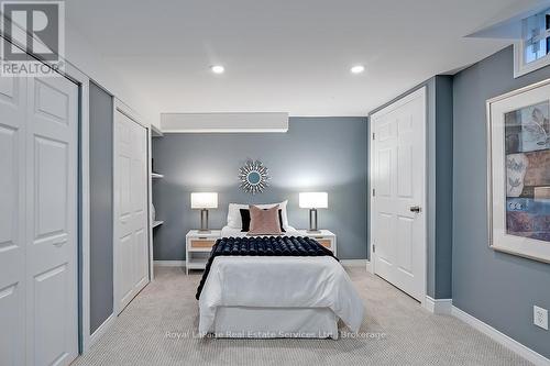 1225 Old Post Drive, Oakville (Ga Glen Abbey), ON - Indoor Photo Showing Bedroom