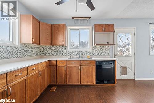 24 St Charles Street, Belleville, ON - Indoor Photo Showing Kitchen With Double Sink