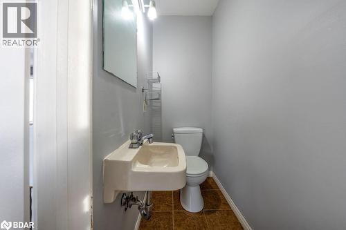24 St Charles Street, Belleville, ON - Indoor Photo Showing Bathroom