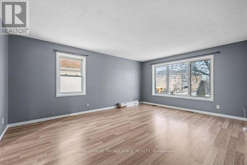 24 St Charles Street, Belleville (Belleville Ward), ON - Indoor Photo Showing Other Room