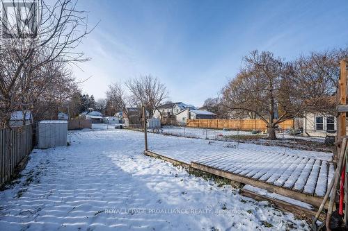 24 St Charles Street, Belleville (Belleville Ward), ON - Outdoor