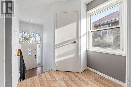 24 St Charles Street, Belleville (Belleville Ward), ON - Indoor Photo Showing Other Room