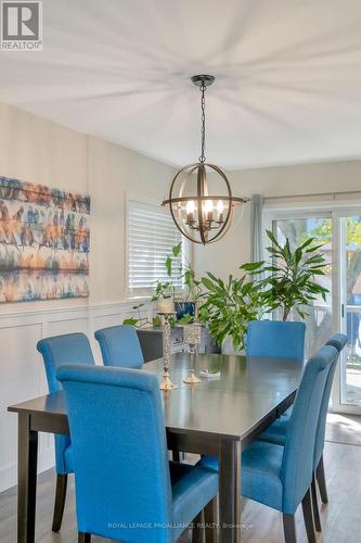 4 Kingsway Court, Belleville (Belleville Ward), ON - Indoor Photo Showing Dining Room