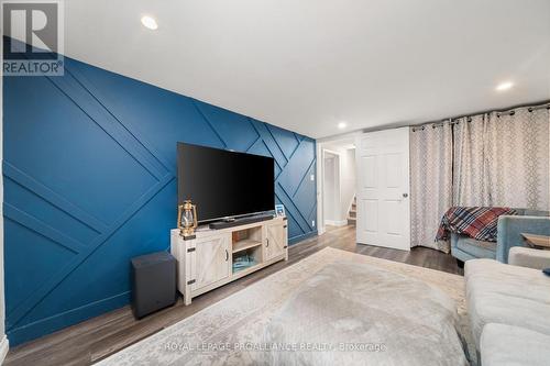 4 Kingsway Court, Belleville (Belleville Ward), ON - Indoor