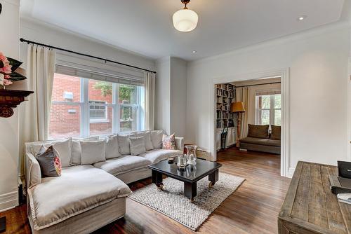 Salon - 112 Av. Cornwall, Mont-Royal, QC - Indoor Photo Showing Living Room