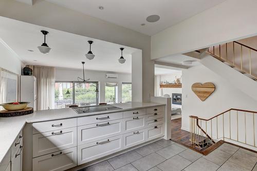 Cuisine - 112 Av. Cornwall, Mont-Royal, QC - Indoor Photo Showing Kitchen