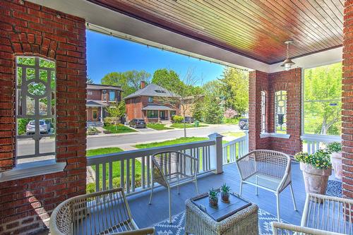 Entrée extérieure - 112 Av. Cornwall, Mont-Royal, QC - Outdoor With Deck Patio Veranda With Exterior