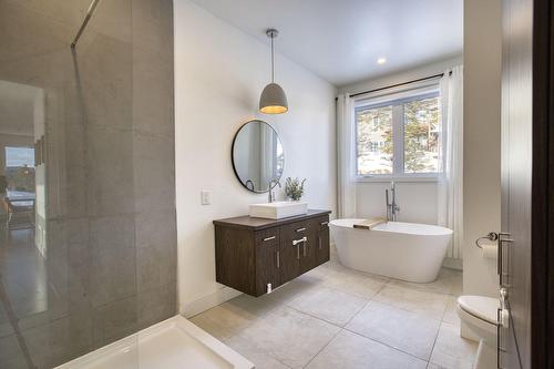 Salle de bains - 649Z  - 649Az Rue Beauregard, Sainte-Agathe-Des-Monts, QC - Indoor Photo Showing Bathroom