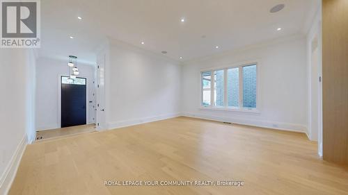 45 Drynoch Avenue, Richmond Hill, ON - Indoor Photo Showing Other Room