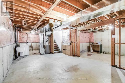 1470 Pate Court, Mississauga, ON - Indoor Photo Showing Basement