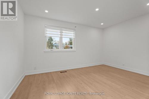 7 Isherwood Court, Mississauga, ON - Indoor Photo Showing Other Room