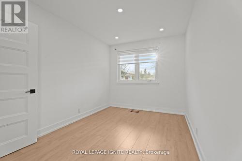 7 Isherwood Court, Mississauga, ON - Indoor Photo Showing Other Room