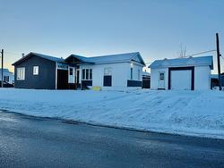 1605 1re Rue  Havre-Saint-Pierre, QC G0G 1P0