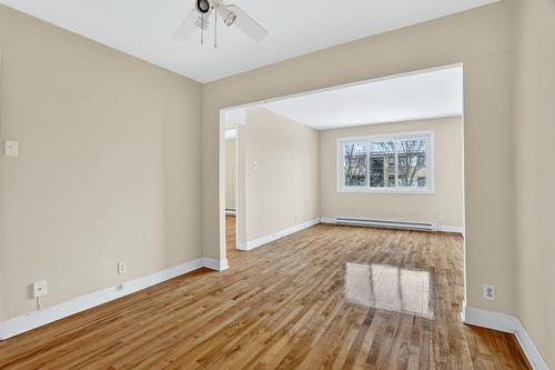 Salon - 3215  - 3217 Av. Laurier E., Montréal (Rosemont/La Petite-Patrie), QC - Indoor Photo Showing Other Room