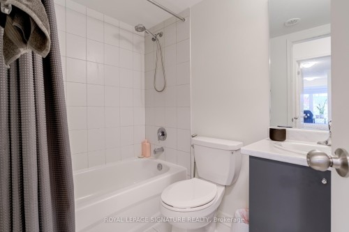 3-1155 Stroud Lane, Mississauga, ON - Indoor Photo Showing Bathroom