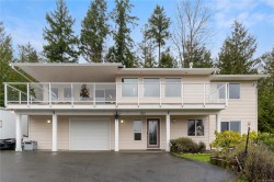 1763 Martini Way  Qualicum Beach, BC V9K 2S3