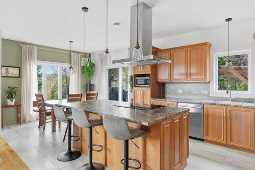 Cuisine - 311 Mtée Du Versant-Sud S., Sainte-Agathe-Des-Monts, QC - Indoor