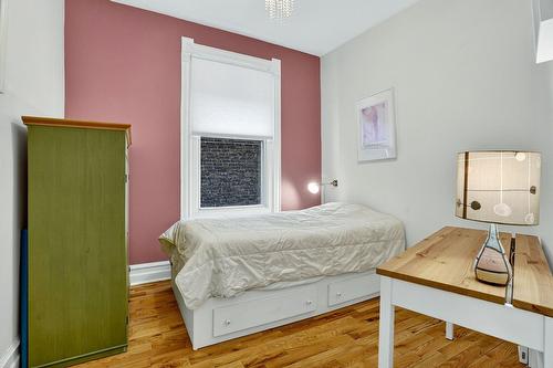 Chambre à coucher - 1423 Rue Leclaire, Montréal (Mercier/Hochelaga-Maisonneuve), QC - Indoor Photo Showing Bedroom