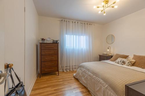 Primary bedroom - 6352 Boul. Des Roseraies, Montréal (Anjou), QC - Indoor Photo Showing Bedroom