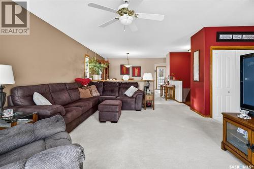413 Woodlily Drive, Moose Jaw, SK - Indoor Photo Showing Living Room
